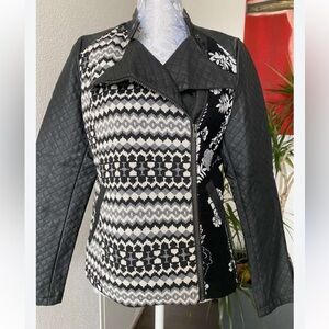 NWOT Desigual jacket black white floral size 38 / M / style 75E29A4